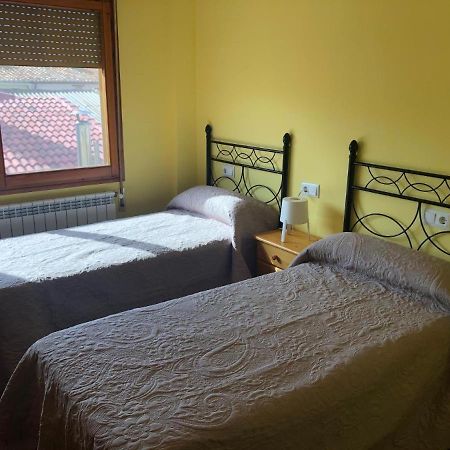 Bar Hostal Torralba De Los Sisones 외부 사진